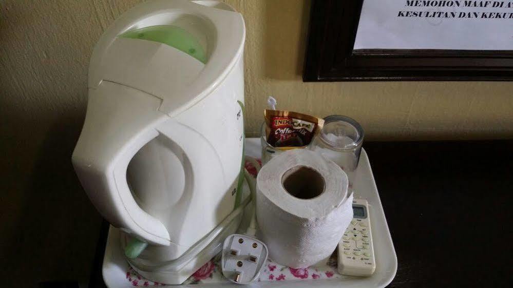 ホテルHji Residensi クア エクステリア 写真