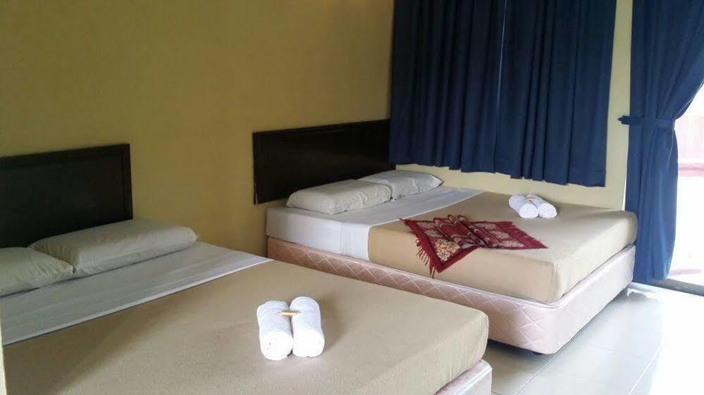 ホテルHji Residensi クア エクステリア 写真